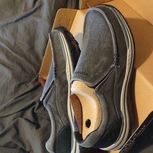 Memory Form Skechers Relaxed Fit Men's Shoe